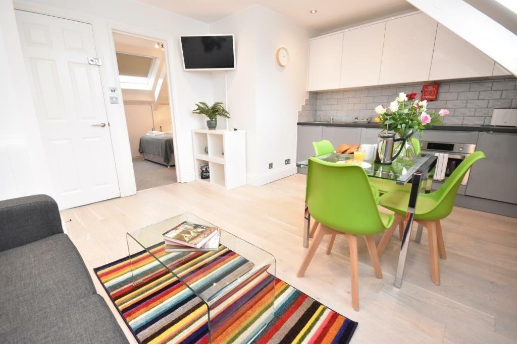 Apt 3, Opera House Ensuite 4Th Floor By Indigo Flats London Eksteriør billede